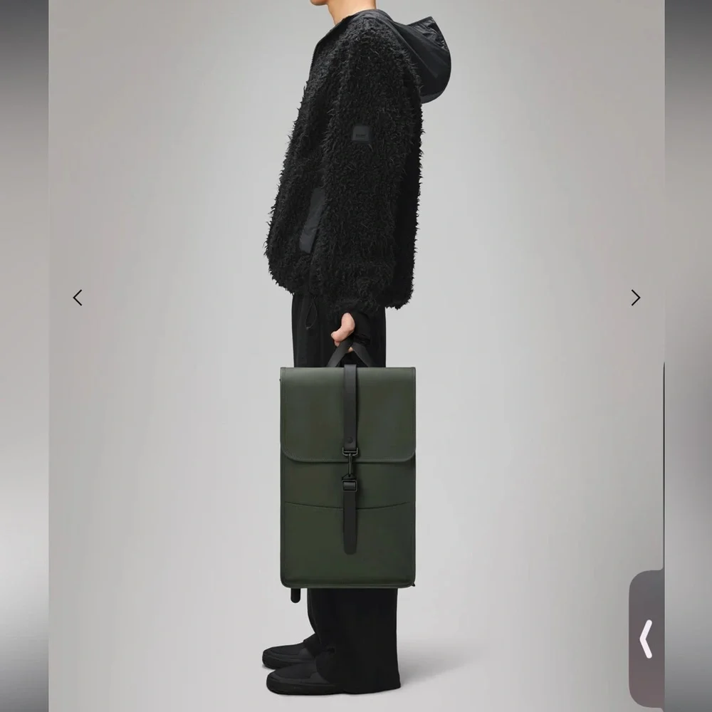 NWT Rains Unisex Olive‎ Green Full Size Waterproof Backpack Minimalist Laptop